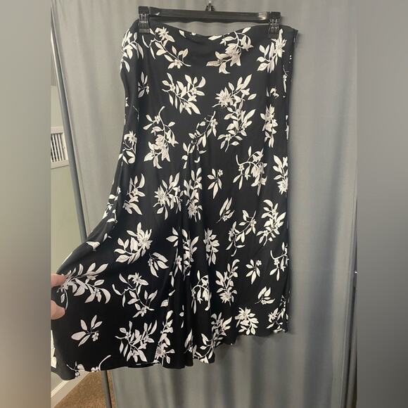 find made in Romania women’s plus size 3x skirt (b21) - Picture 7 of 7